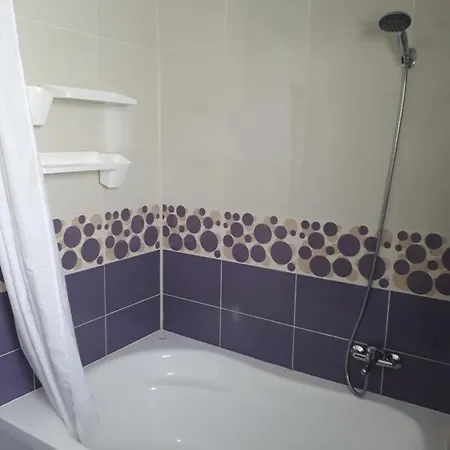Apartament Oana, 3 Rooms, No Invoice דירה בוקרשט